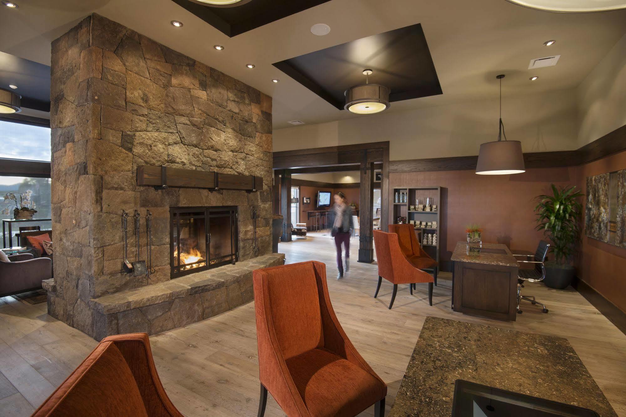 Tetherow Hotel Deschutes River Woods Екстер'єр фото